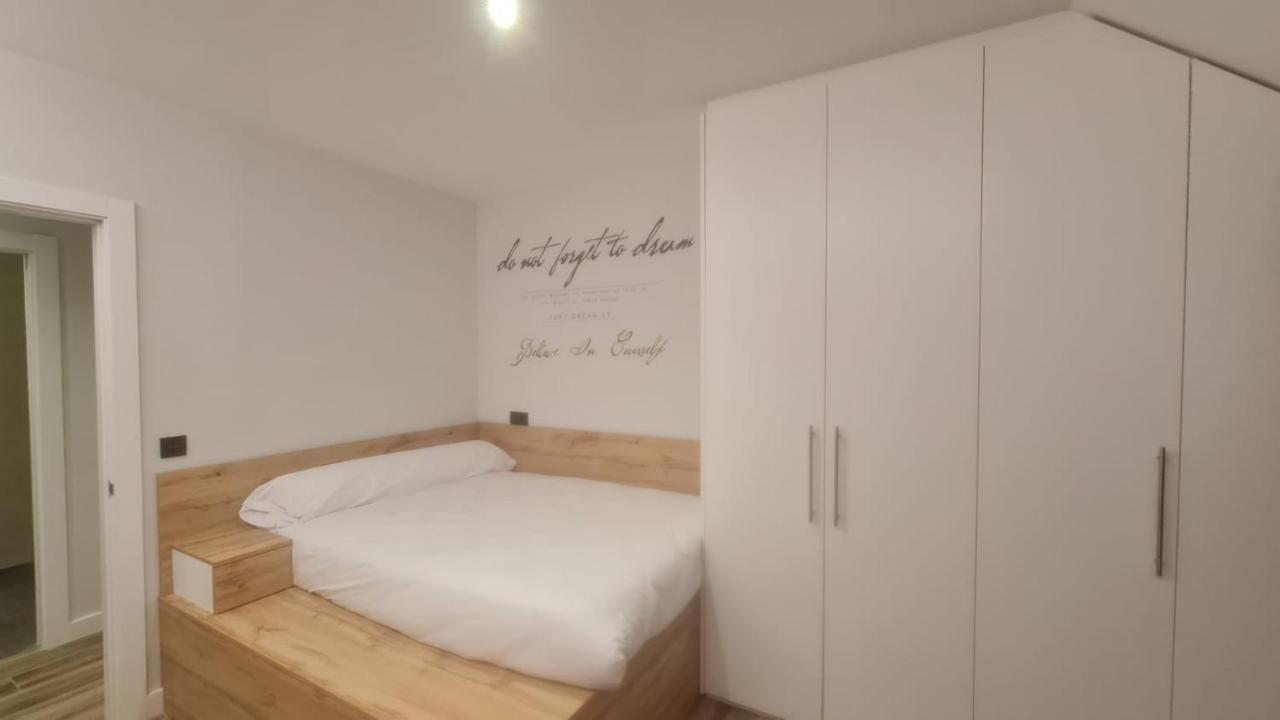 Duplex V53 Vigo Exterior foto