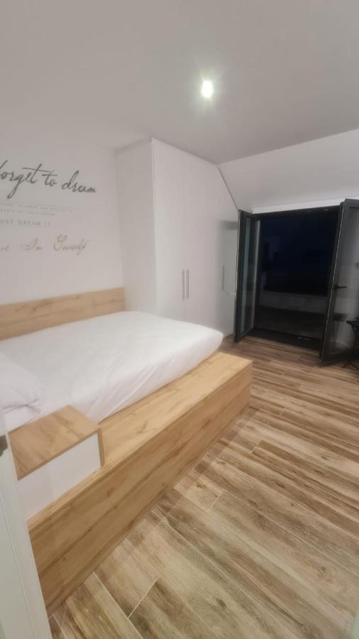 Duplex V53 Vigo Exterior foto